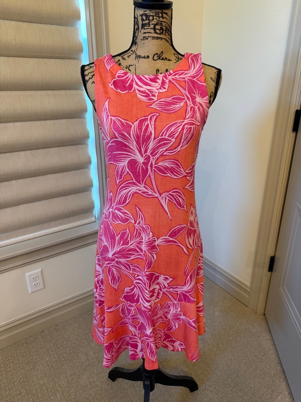 Tommy Bahama Pink and Coral Floral Dress - size small